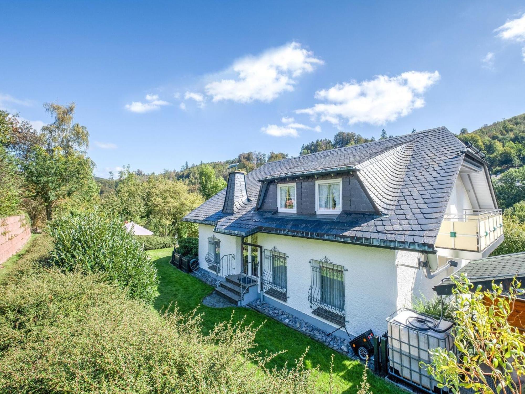 Modern Apartment In Schwalefeld With Garden ヴィリンゲン エクステリア 写真