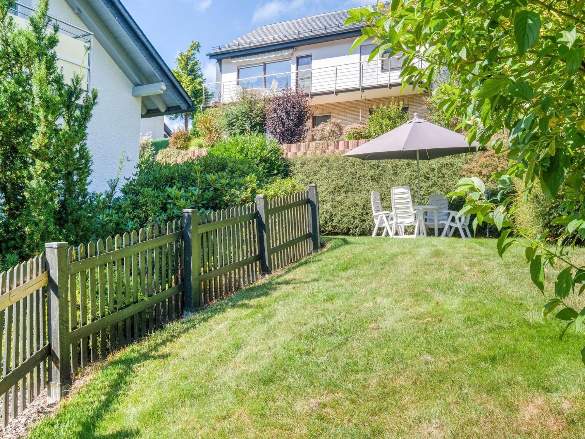Modern Apartment In Schwalefeld With Garden ヴィリンゲン エクステリア 写真